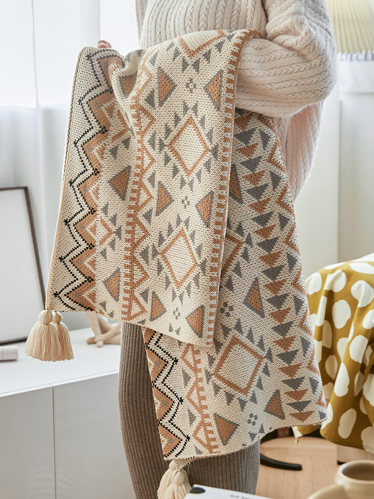 Colorful Bohemian Blanket w/ Tassels Reversible for Home Decorative Colorful Bohemian Blanket w/ Tassels Reversible for Home Decorative